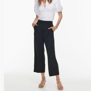 Aritzia Wilfred Effortless Crop size 4